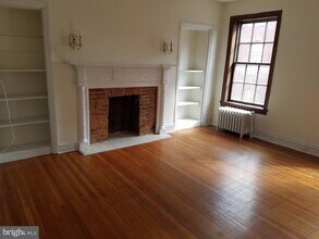 350 S 15th St in Philadelphia, PA - Building Photo - Building Photo