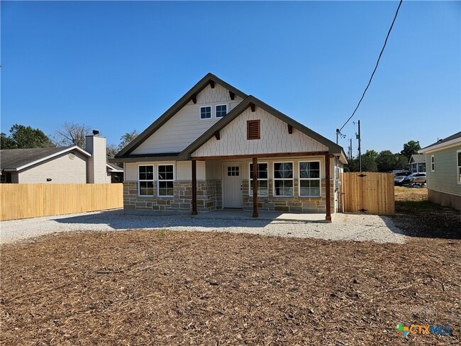property at 1746 Blueridge Dr