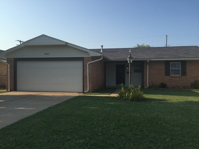 601 Mimosa Dr photo'