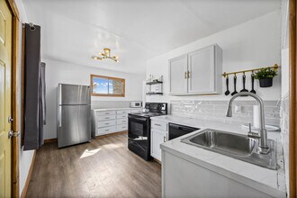 1418 Kingshill Dr in Marble Falls, TX - Building Photo - Building Photo