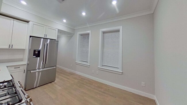 39 Englewood Ave, Unit 2 in Boston, MA - Building Photo - Building Photo