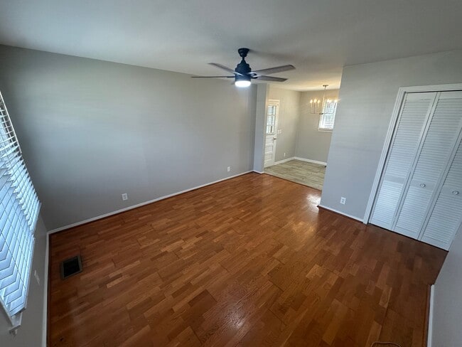 416 Lealand Ln in Lebanon, TN - Foto de edificio - Building Photo