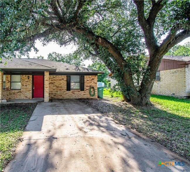 property at 1610 Indian Trail