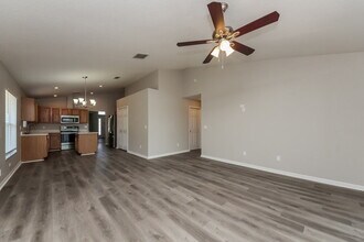 2334 Andrews Valley Dr in Kissimmee, FL - Building Photo - Building Photo