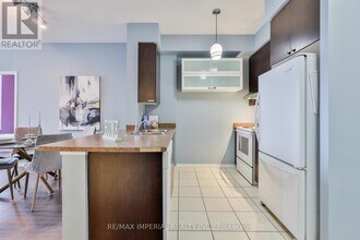 60-2460 Heintzman St in Toronto, ON - Building Photo - Building Photo