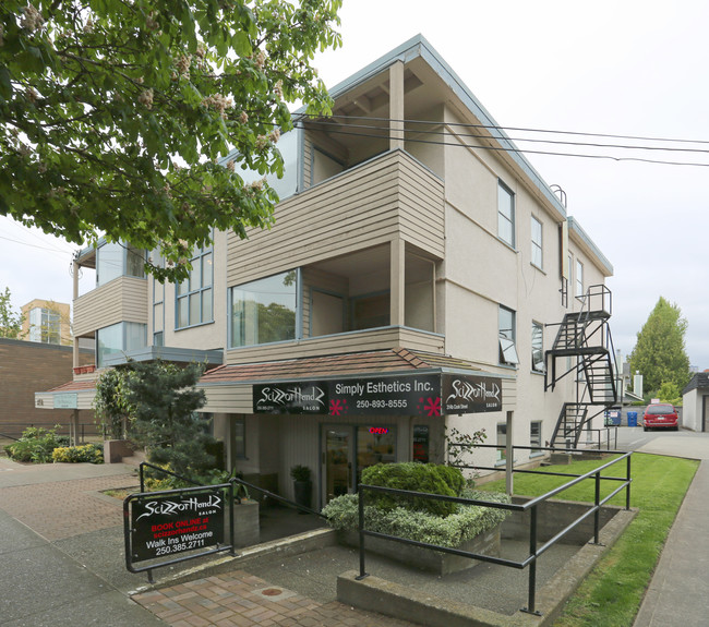 314 Cook St in Victoria, BC - Building Photo - Building Photo