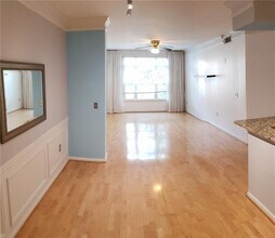 955 Juniper St NE in Atlanta, GA - Building Photo - Building Photo