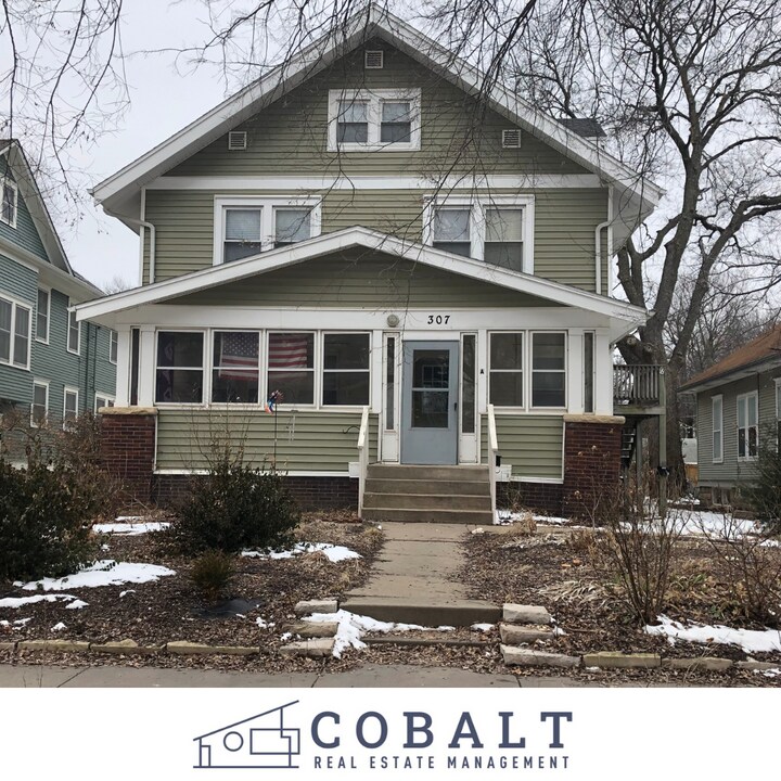 307 N 16th St in Manhattan, KS - Building Photo