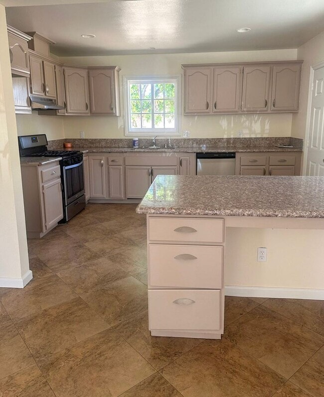 9781 Indiana Ave in Riverside, CA - Building Photo - Building Photo