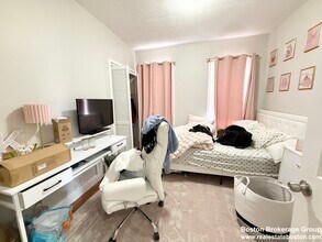 17 Sachem St, Unit 3 in Boston, MA - Building Photo - Building Photo