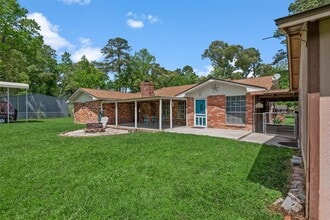 24338 Redbud Ave in Porter, TX - Foto de edificio - Building Photo