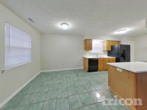 1712 Beckenbauer Ln in Indianapolis, IN - Building Photo - Building Photo