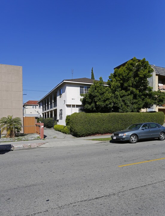 951 S Catalina St in Los Angeles, CA - Building Photo