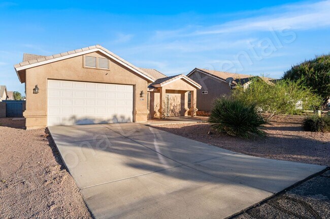 3148 N Rainbow St in Kingman, AZ - Building Photo - Building Photo