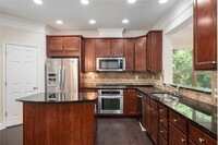 3282 Ferncliff Ln in Atlanta, GA - Building Photo - Building Photo