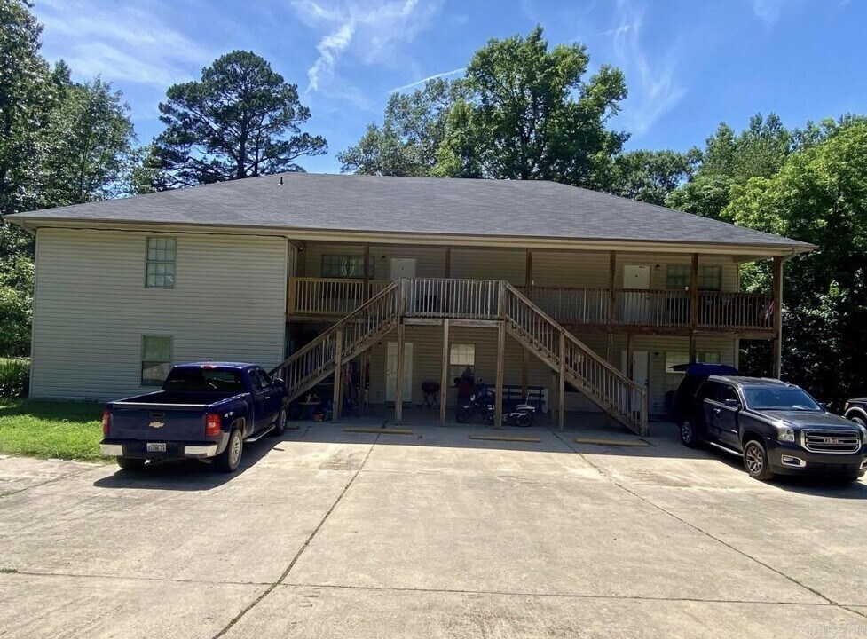 320 Elmo St in Malvern, AR - Building Photo