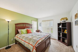 Treasure Cay Apartments in Fort Pierce, FL - Foto de edificio - Building Photo