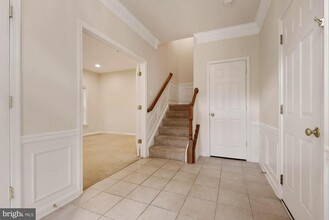 5311 Granite Step Trail in Centreville, VA - Building Photo - Building Photo