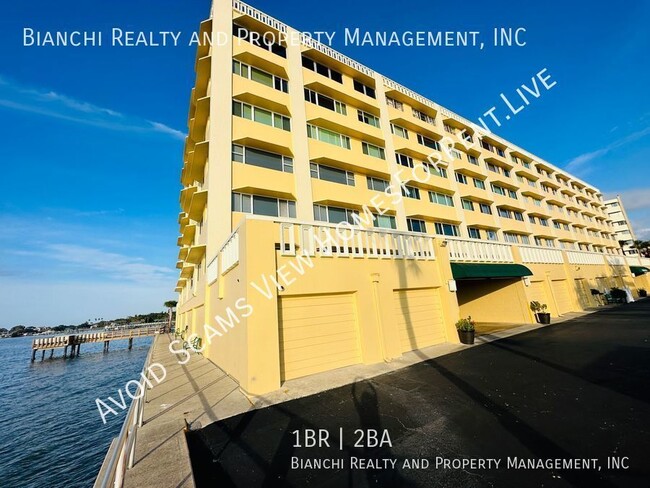 100 Bluff View Dr-Unit -#412-C in Belleair Bluffs, FL - Building Photo - Building Photo