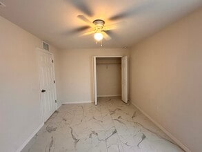 3604 SW 7th Pl in Cape Coral, FL - Building Photo - Building Photo