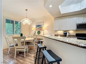 1025 Sandpiper St in Naples, FL - Building Photo - Building Photo