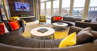 WaHu Apartments in Minneapolis, MN - Building Photo