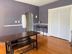 202 Perry St in Elgin, IL - Building Photo - Building Photo