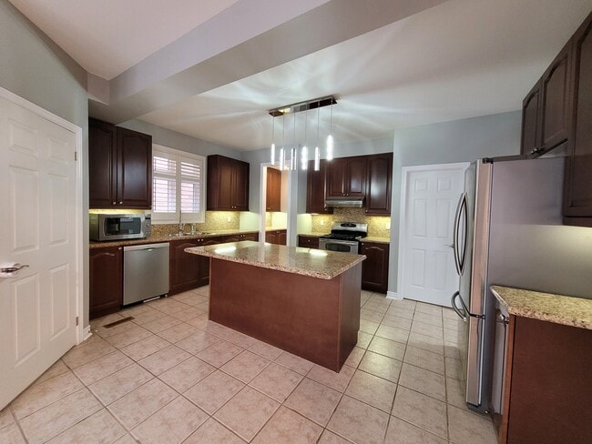property at 5150 Doubletree Dr