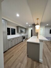 1901 Burnt Mill Rd in Tustin, CA - Building Photo - Building Photo