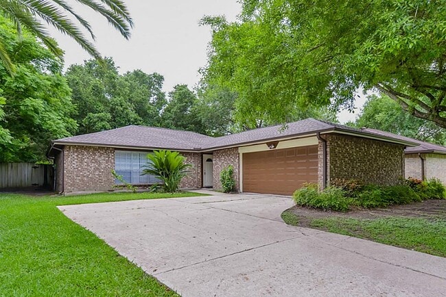 property at 2797 Tallowood