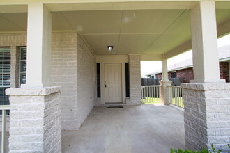 15429 Craig's Crest Path in Pflugerville, TX - Building Photo - Building Photo