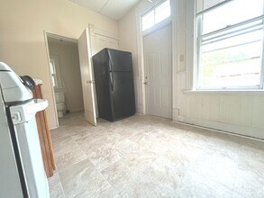 1710-14 Bradford in Milwaukee, WI - Building Photo - Interior Photo