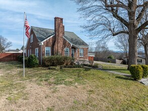 412 Keeble St in Maryville, TN - Building Photo - Building Photo