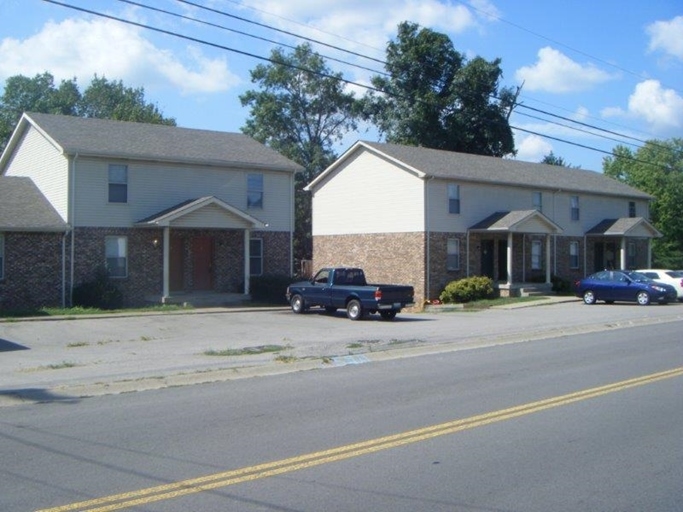 520 Hietts Ln in Clarksville, TN - Building Photo