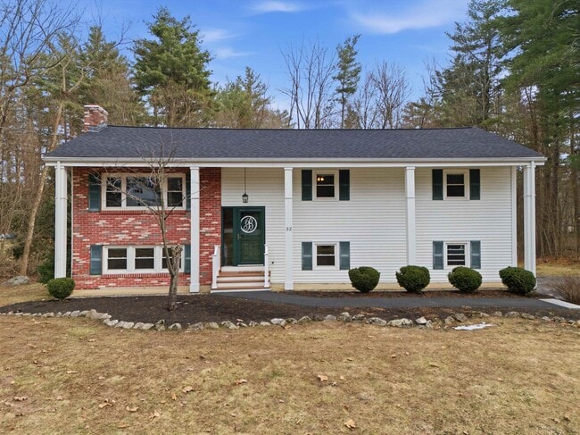 property at 32 Edinburgh Dr