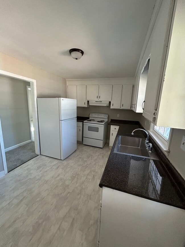 15 Underwood Ave in Greenville, SC - Building Photo - Building Photo