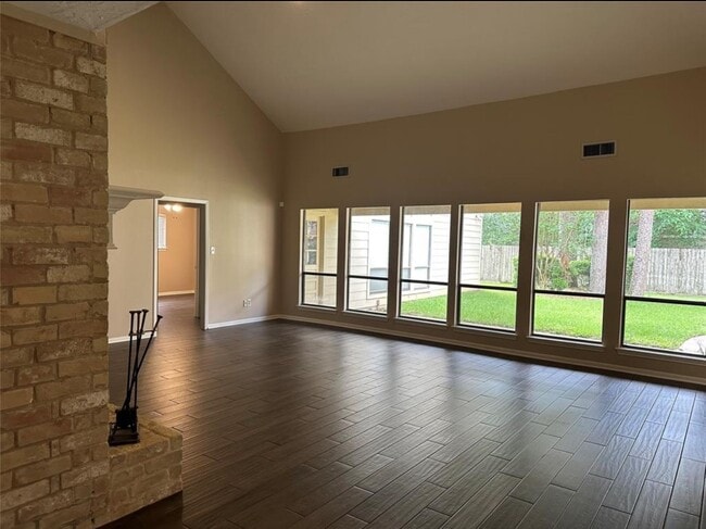 property at 17406 Spicewood Springs Ln