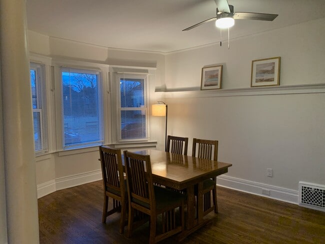 2404 Baldwin St, Unit 2404