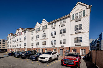 646 Emerald St in Brooklyn, NY - Building Photo - Building Photo