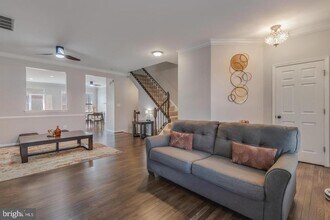 642 Belmont Bay Dr in Woodbridge, VA - Building Photo - Building Photo