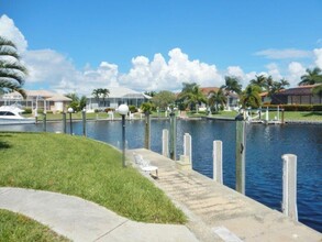 1412 Wax Wing Ct in Punta Gorda, FL - Foto de edificio - Building Photo