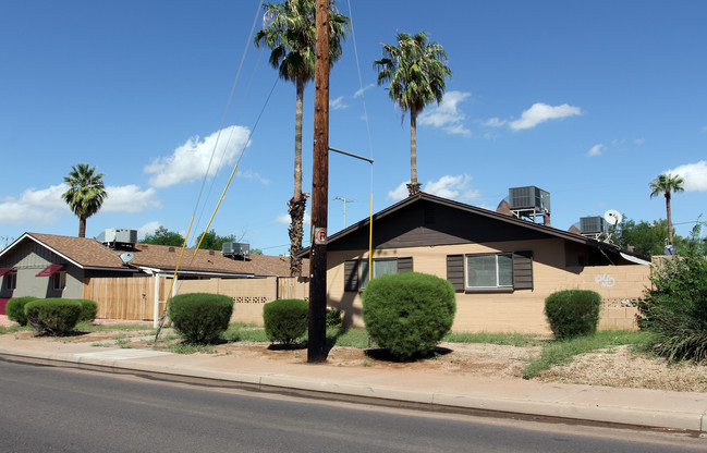 1520 W Osborn Rd in Phoenix, AZ - Foto de edificio - Building Photo