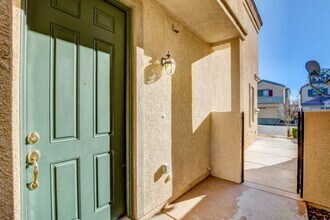 6541 N Butterfly Sky St in North Las Vegas, NV - Building Photo - Building Photo