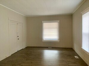 5651 1st Ave in Ferndale, WA - Building Photo - Building Photo