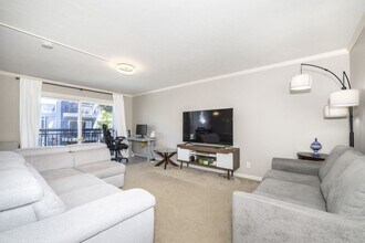 183 Del Medio Ave in Mountain View, CA - Building Photo - Building Photo