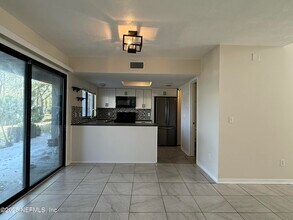 3517 Peeler Rd in Jacksonville, FL - Building Photo - Building Photo