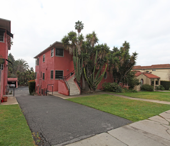 4114-4124 Franklin Ave in Los Angeles, CA - Building Photo - Building Photo