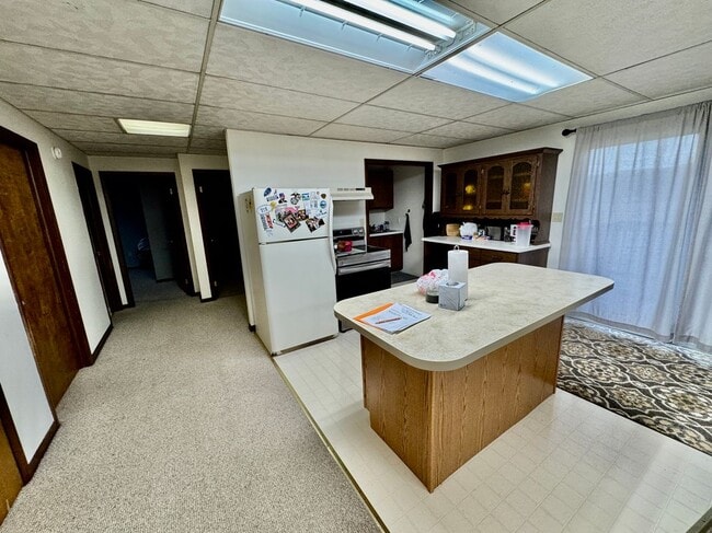 1121 Pohopoco Dr in Lehighton, PA - Foto de edificio - Building Photo