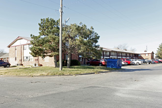 SNS Apartments in Oklahoma City, OK - Building Photo - Building Photo