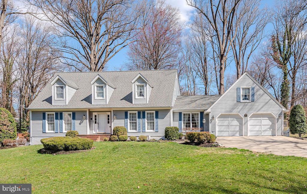 1207 Finneans Run in Arnold, MD - Building Photo